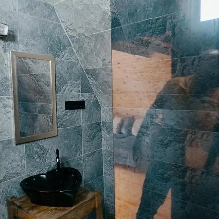 ヴィラ Cinarhan アグヴァ